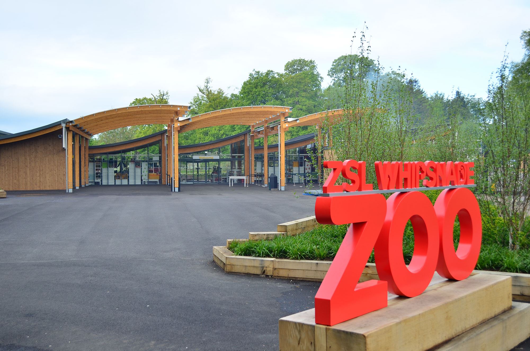 Butterfly and Crocodile Enclosure and Zoo Entrance, Dunstable